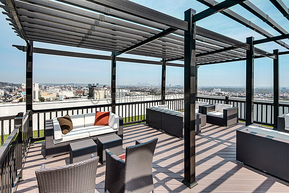 Franklin Towers, Hollywood, CA - Rooftop Deck